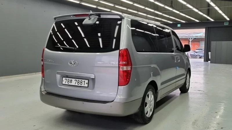 Hyundai Grand Starex