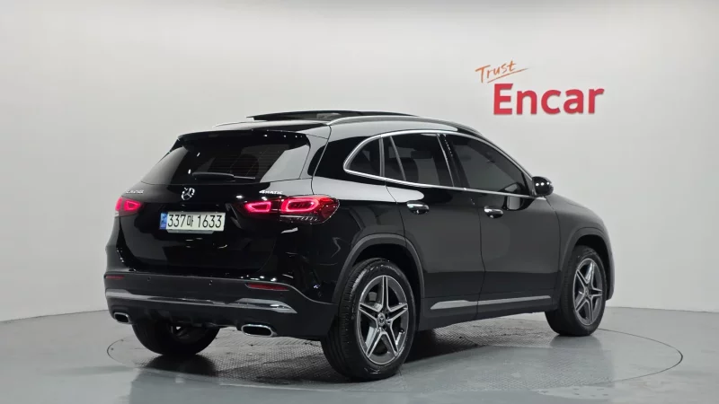 Mercedes-Benz GLA-Class