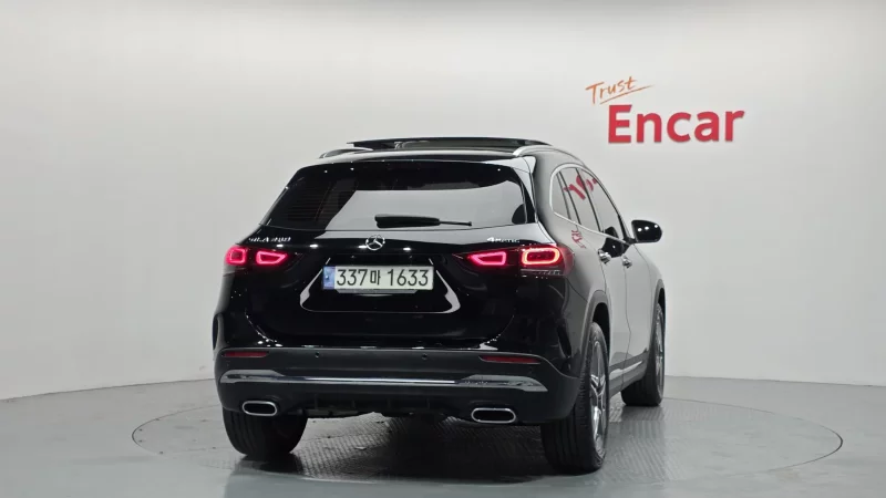 Mercedes-Benz GLA-Class