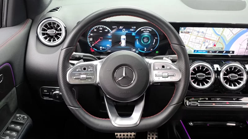 Mercedes-Benz GLA-Class