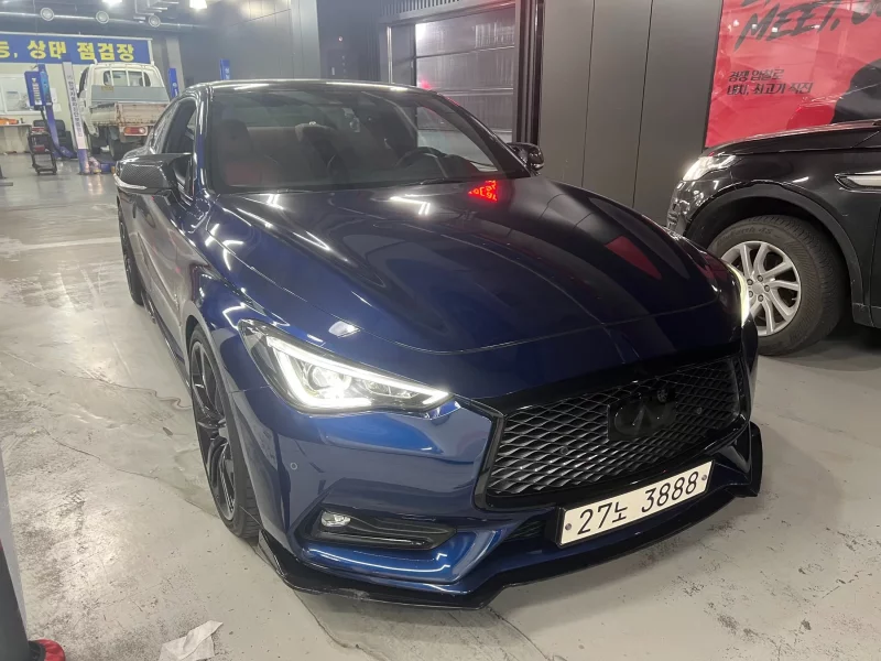 Infiniti Q60