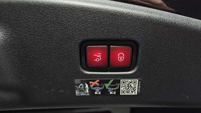 Mercedes-Benz CLE-Class