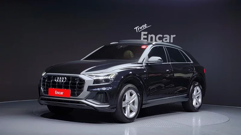 Audi Q8