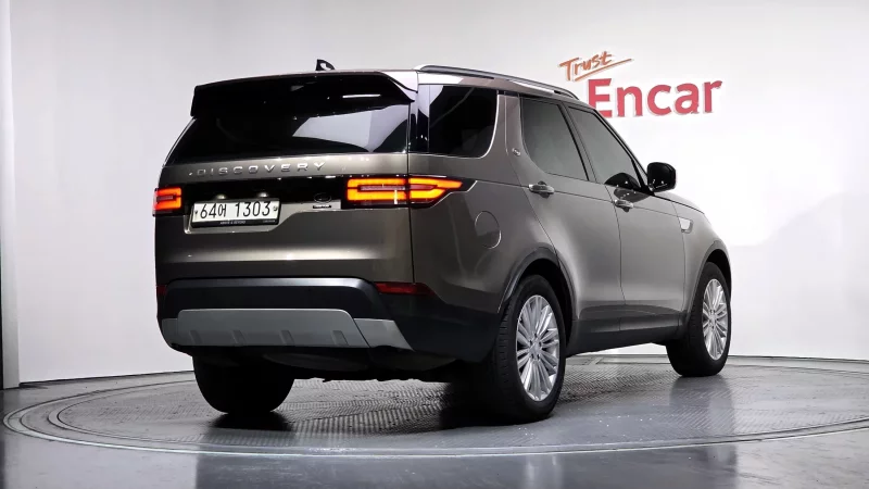 Land Rover DISCOVERY