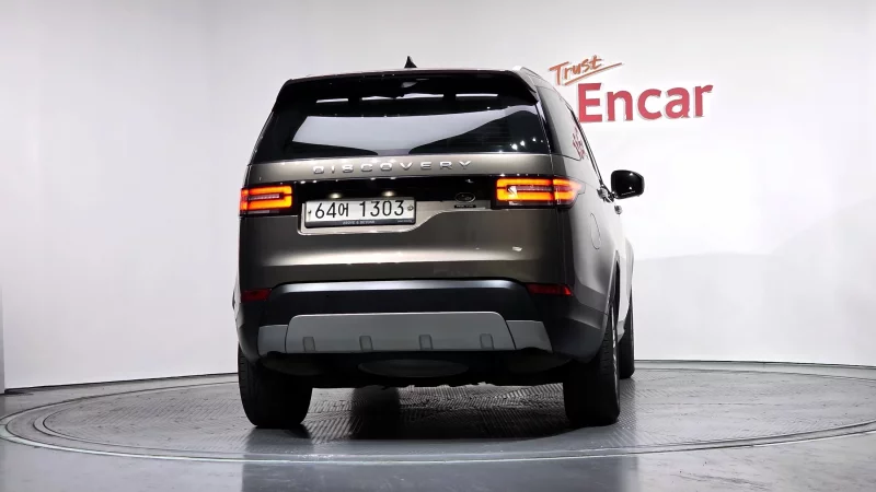 Land Rover DISCOVERY