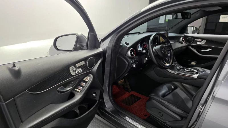 Mercedes-Benz GLC-Class