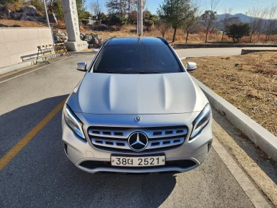 Mercedes-Benz GLA-Class