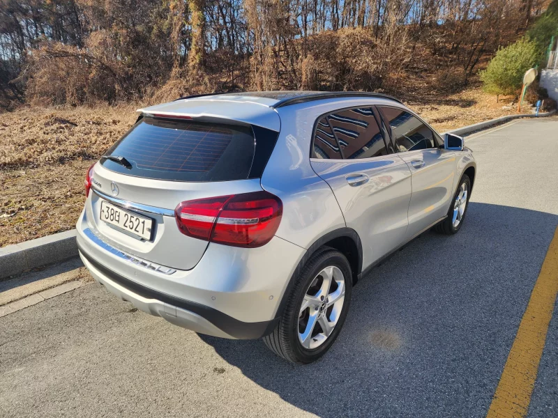 Mercedes-Benz GLA-Class