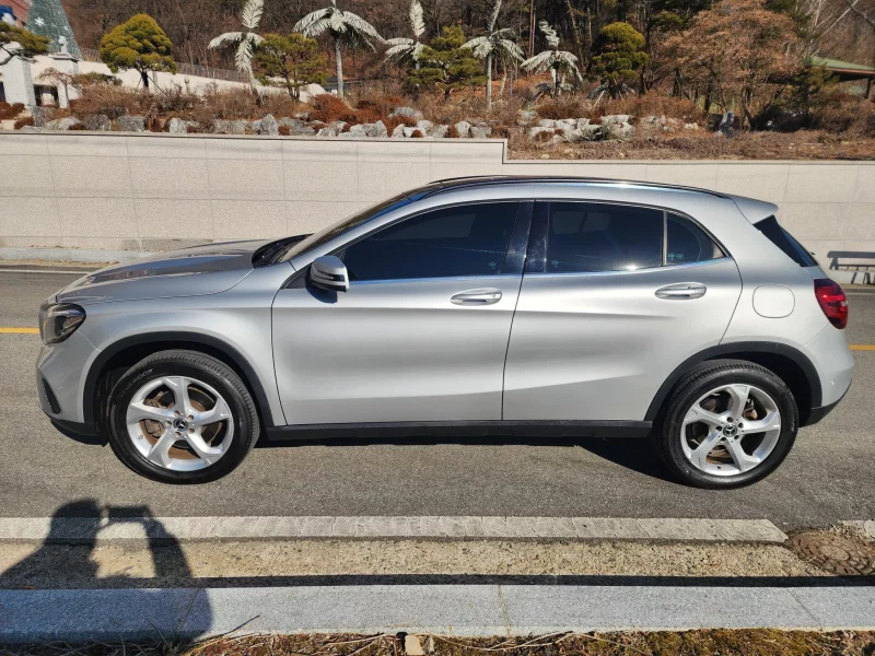 Mercedes-Benz GLA-Class