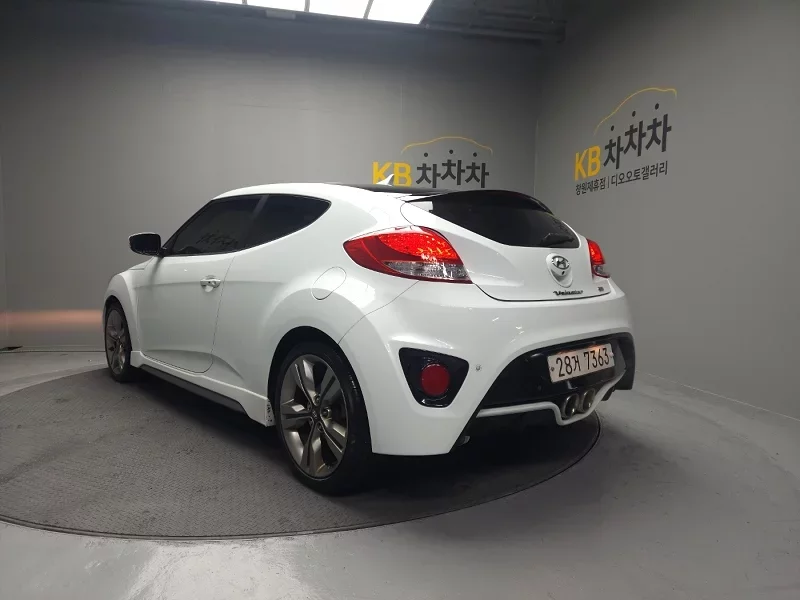 Hyundai Veloster