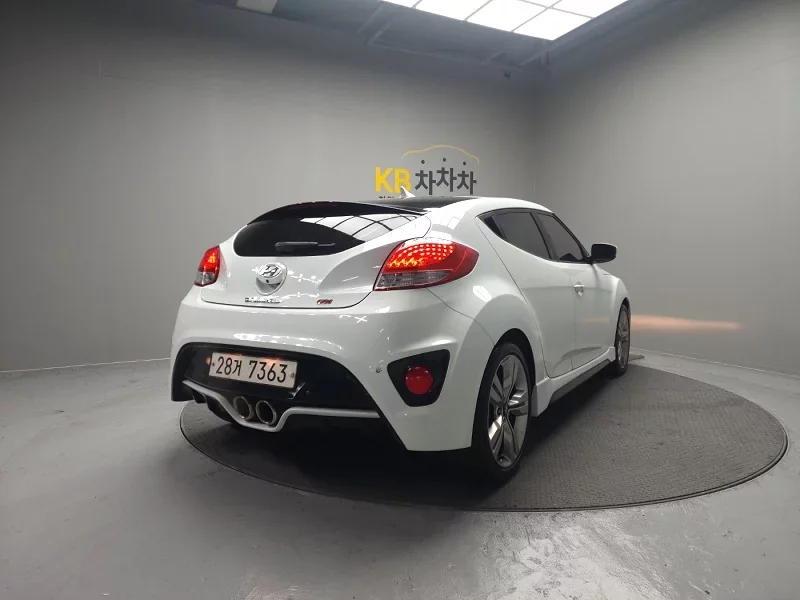 Hyundai Veloster
