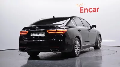 Kia K9