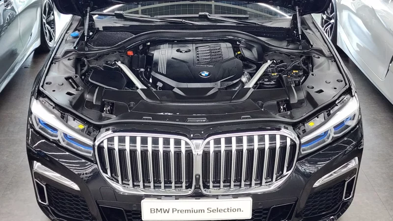 BMW 7-Series