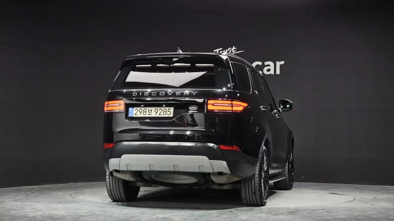 Land Rover DISCOVERY