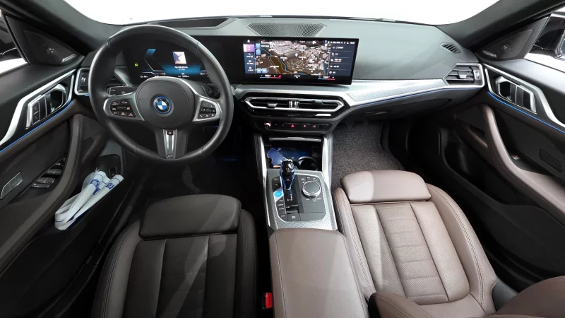 BMW i4
