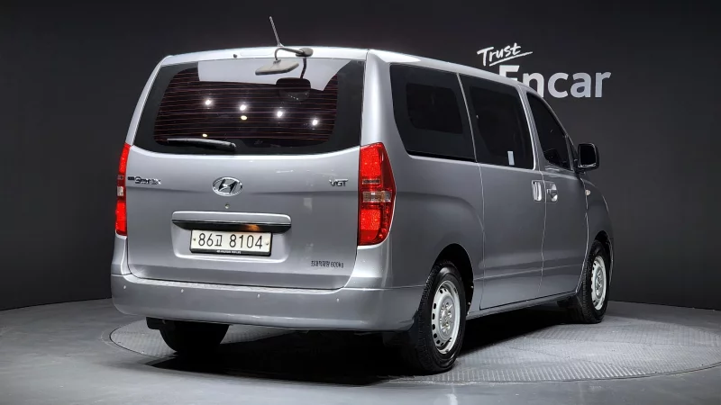 Hyundai Grand Starex