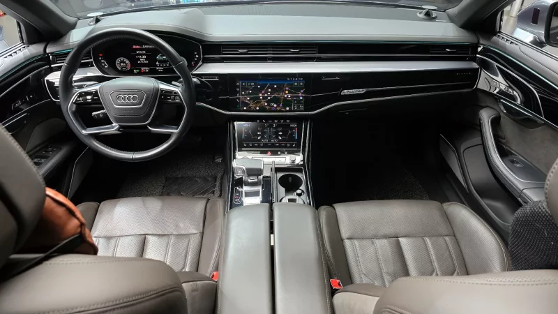 Audi A8