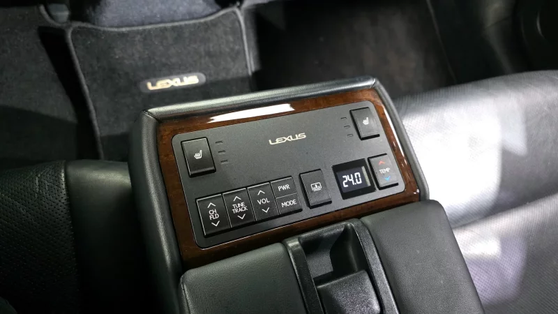 Lexus ES300h
