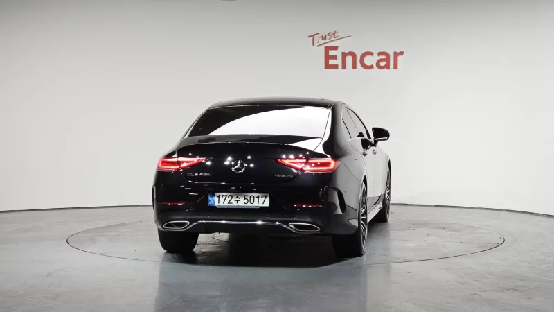 Mercedes-Benz CLS-Class