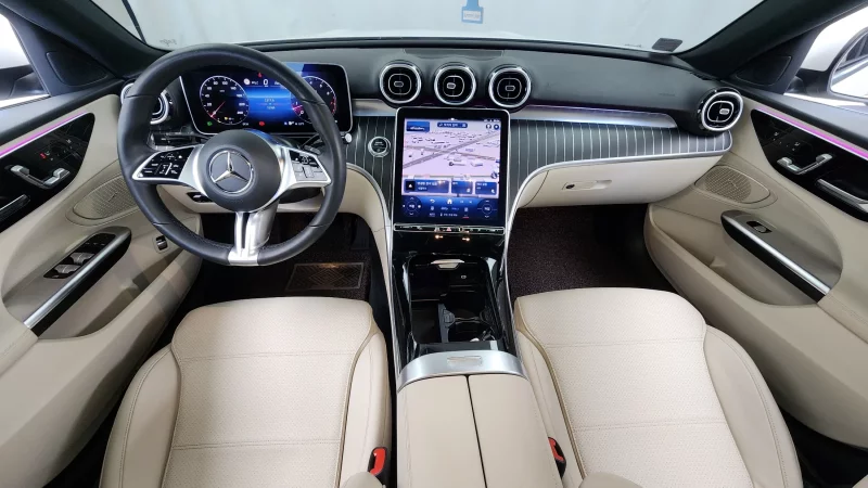 Mercedes-Benz C-Class