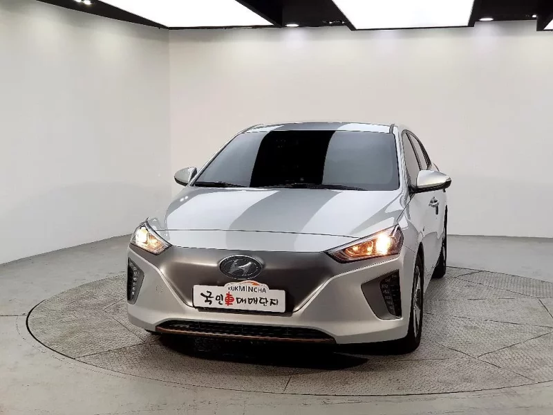 Hyundai Ioniq