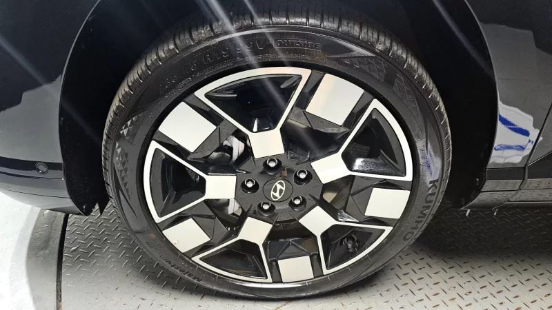 Hyundai Kona Electric