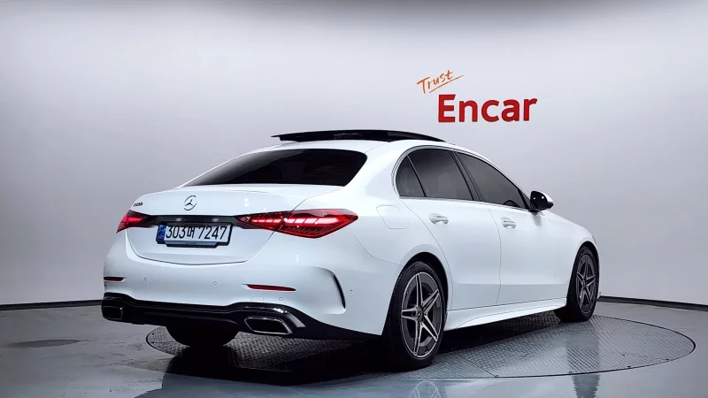 Mercedes-Benz C-Class