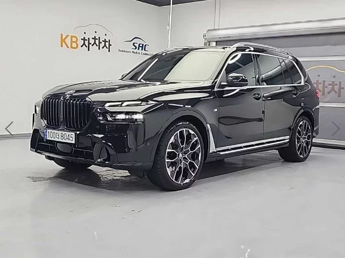 BMW X7