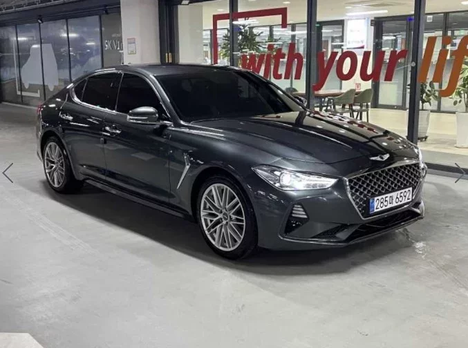 Genesis G70