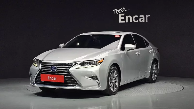 Lexus ES300h