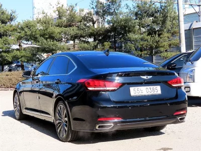 Hyundai Genesis