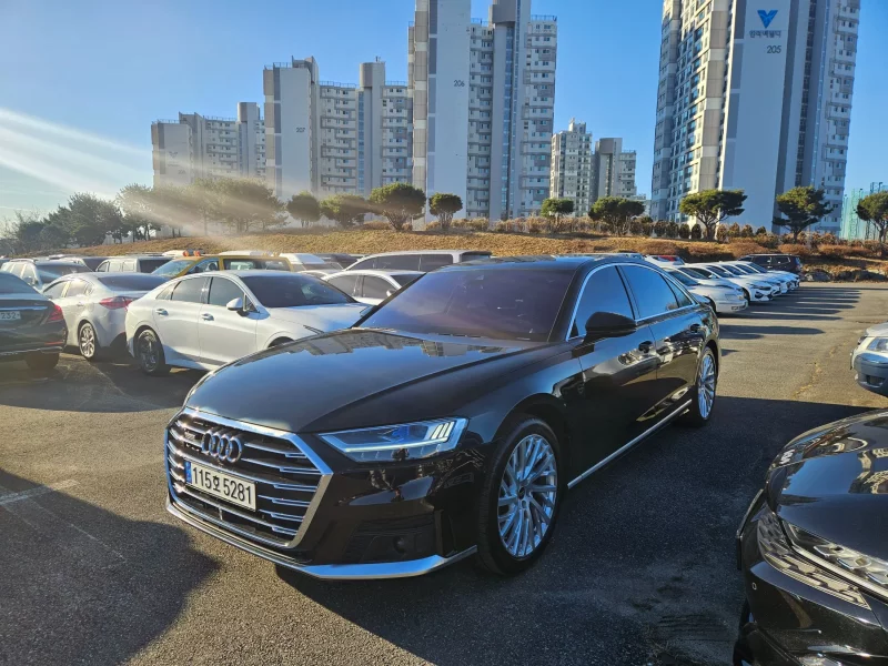 Audi A8