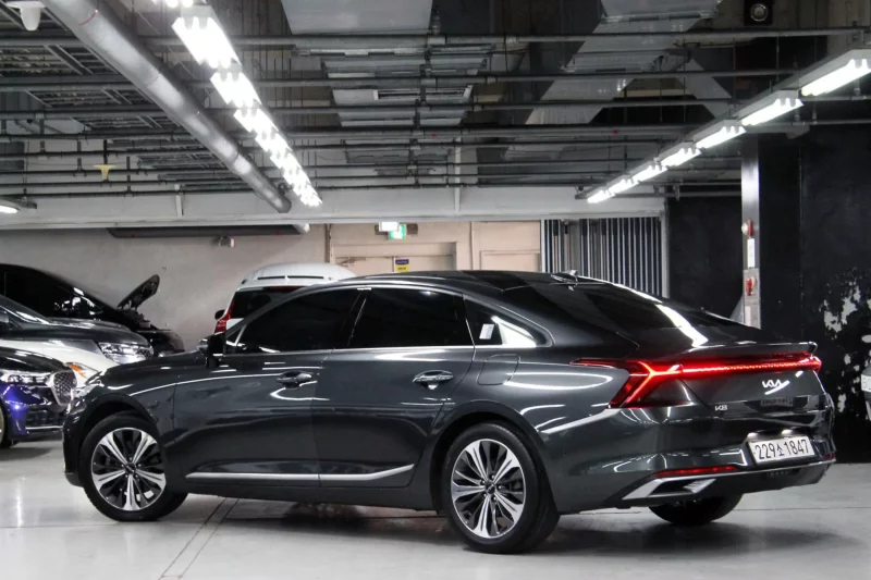 Kia K8