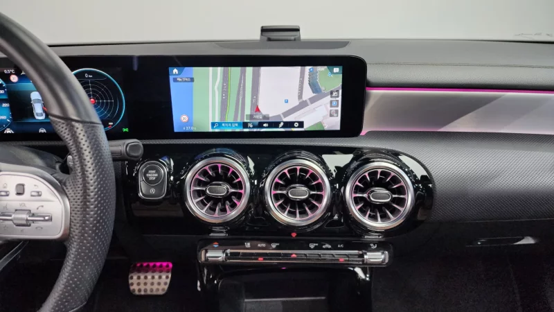 Mercedes-Benz CLA-Class