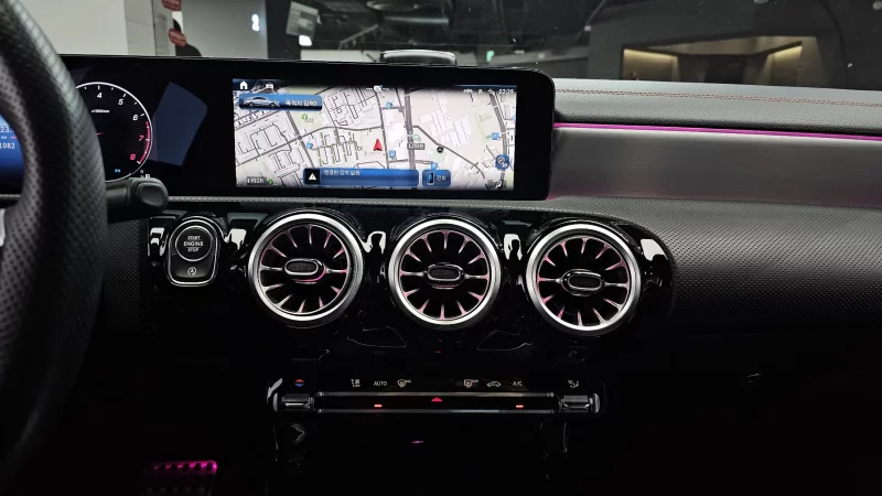 Mercedes-Benz CLA-Class