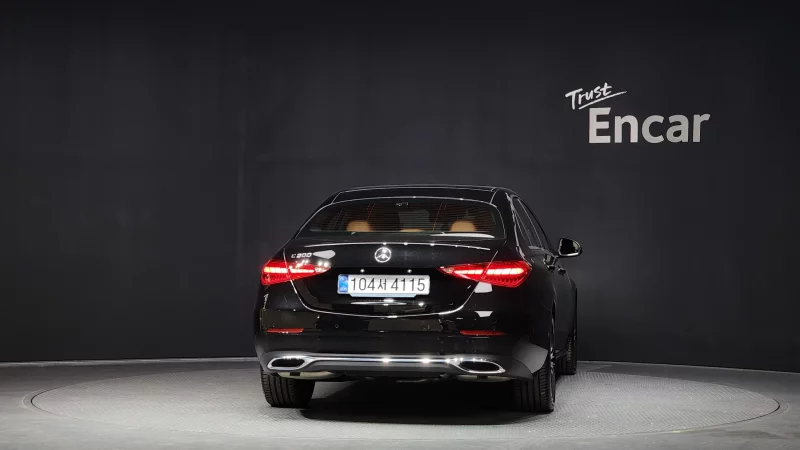 Mercedes-Benz C-Class