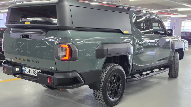 Kia Tasman