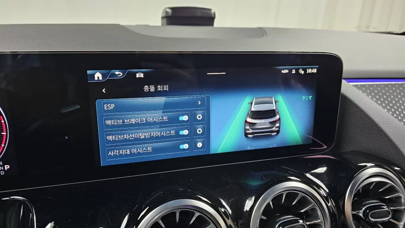 Mercedes-Benz GLA-Class