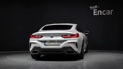BMW 8-Series