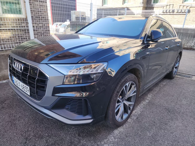 Audi Q8
