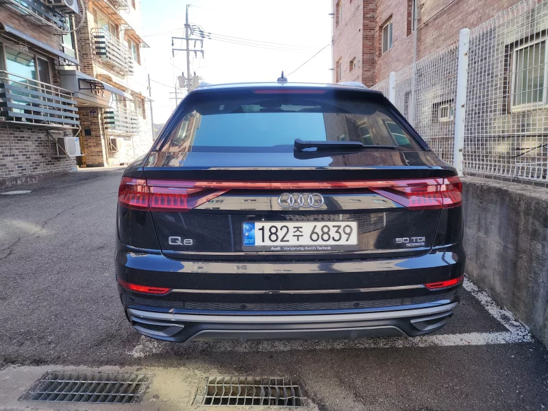 Audi Q8