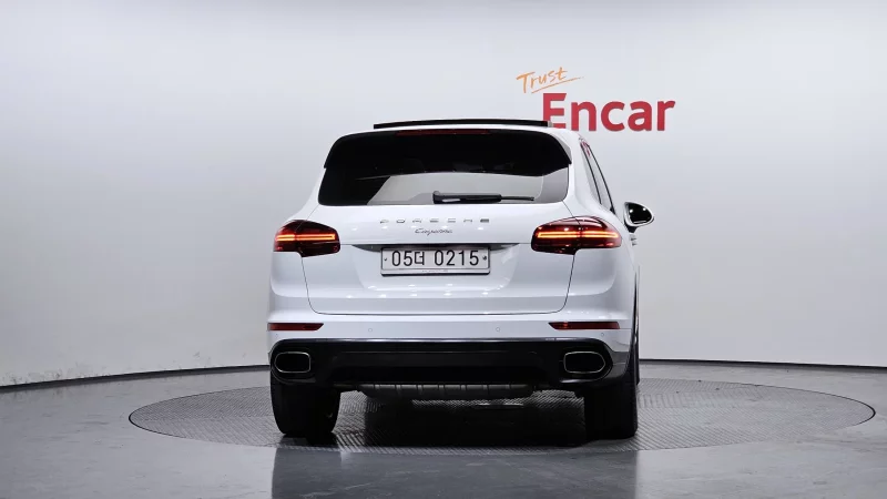 Porsche CAYENNE