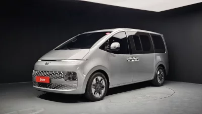 Hyundai Staria