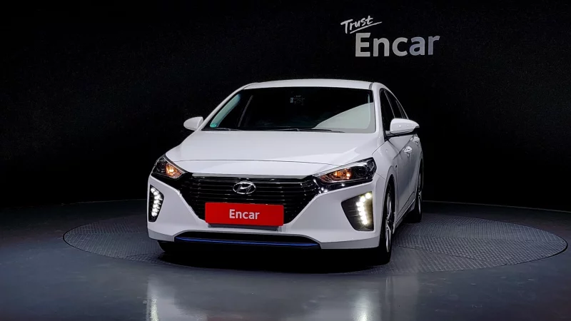 Hyundai Ioniq