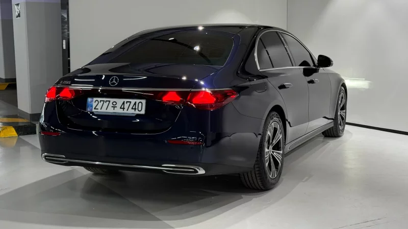 Mercedes-Benz E-Class