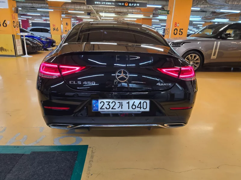 Mercedes-Benz CLS-Class