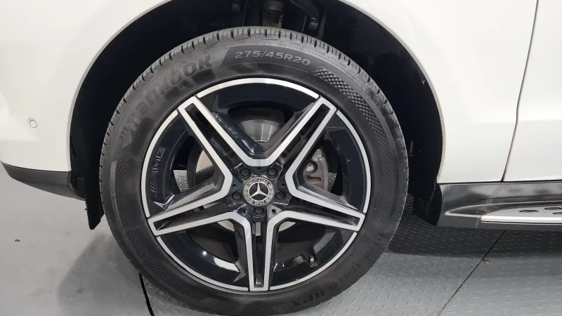 Mercedes-Benz M-class