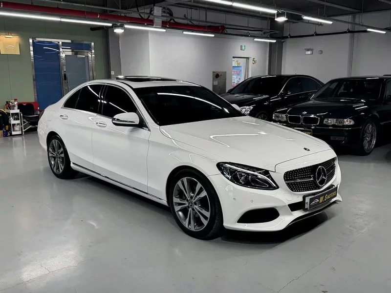 Mercedes-Benz C-Class