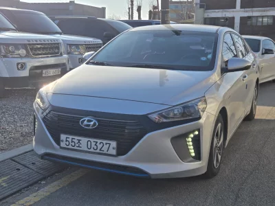 Hyundai Ioniq