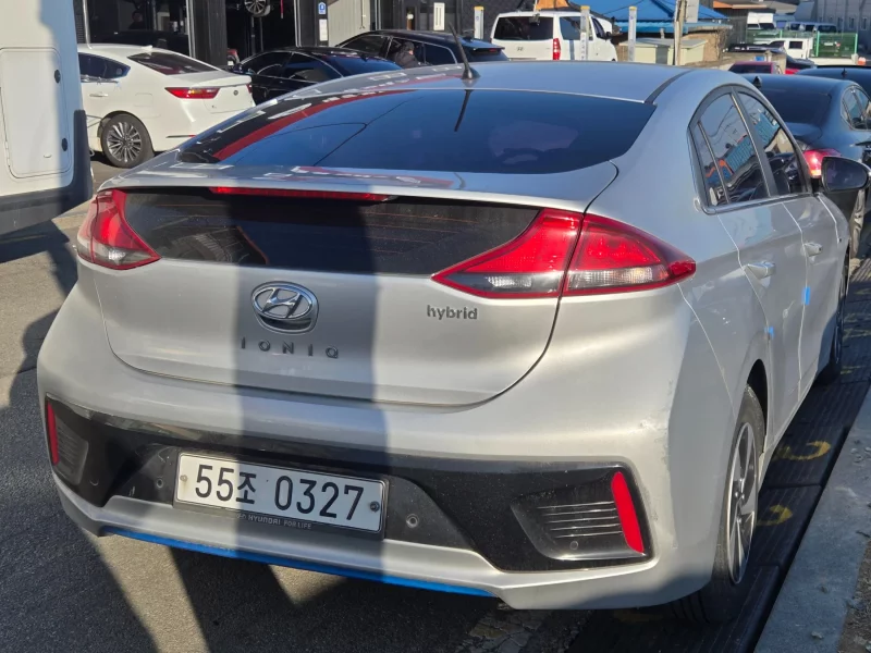 Hyundai Ioniq